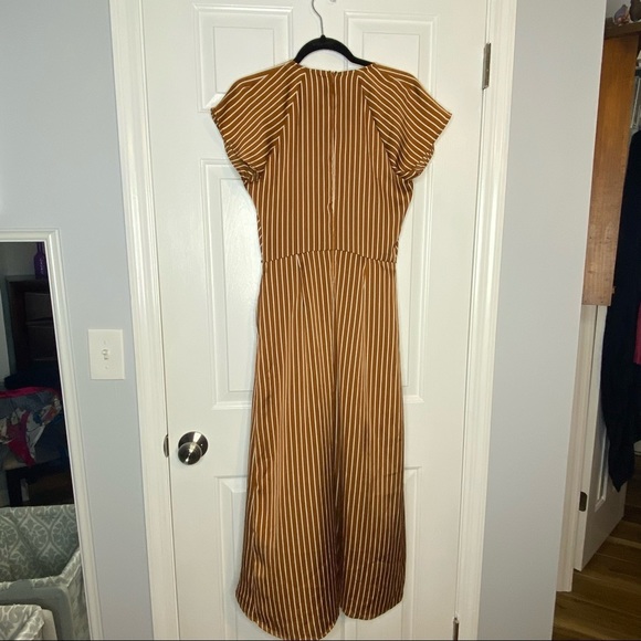 Francesca’s Closet Sandy & Sid Dress Brown Wrap Front striped midi ruffle skirt - Picture 7 of 9